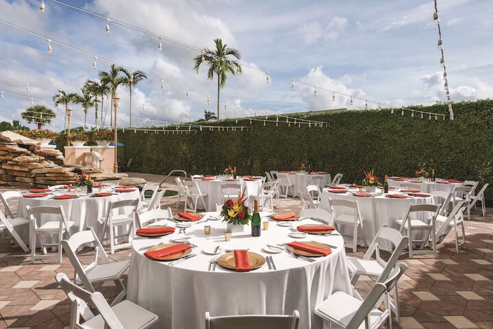 Hilton Naples