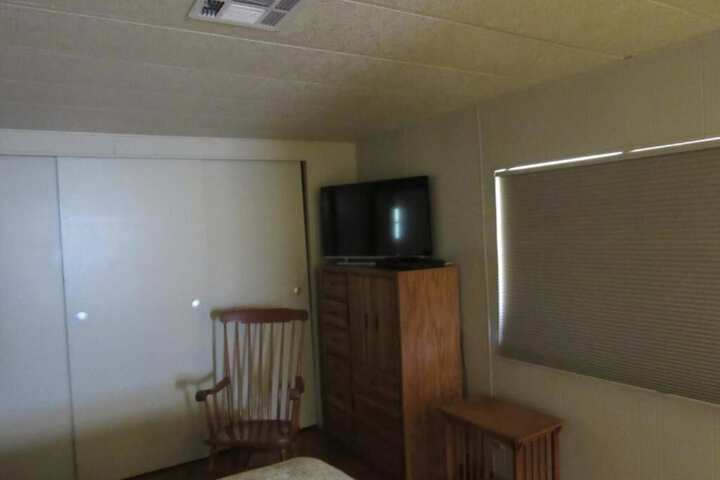 Room 44 of 60