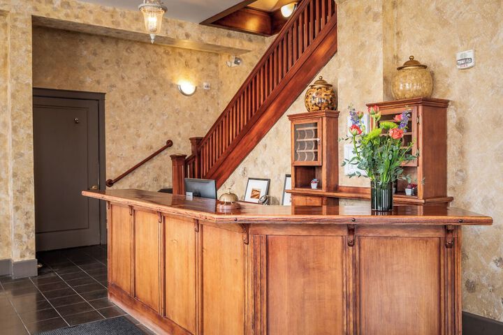 Hotel Condon