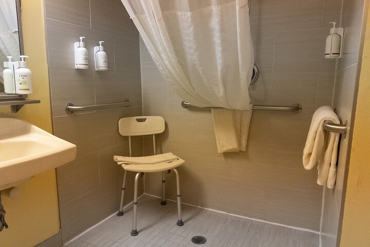 Baymont by Wyndham Battle Creek Downtown