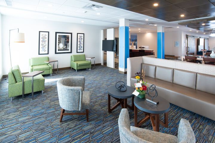Hotel 4 of 61