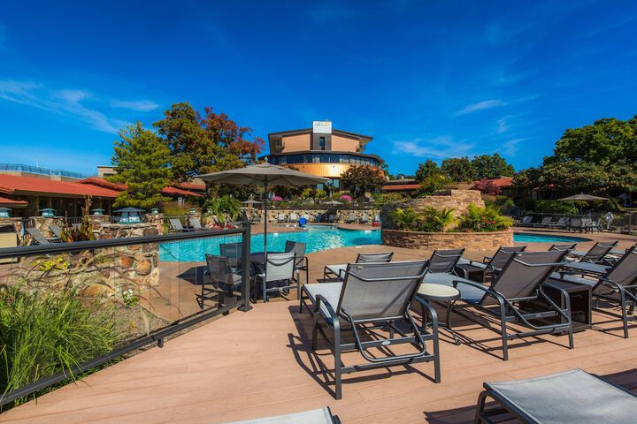 Pool 13 of 70