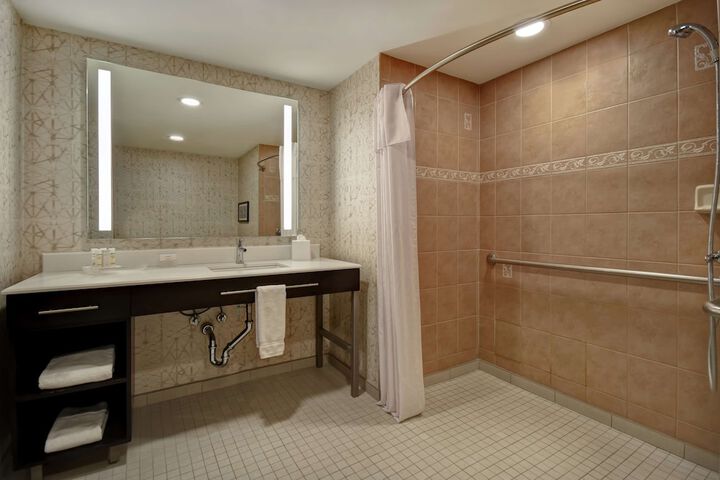 Homewood Suites by Hilton Edgewater