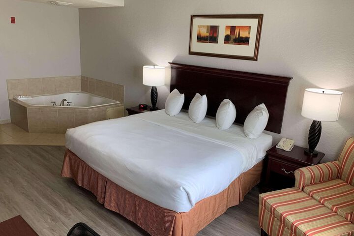 Room 42 of 54