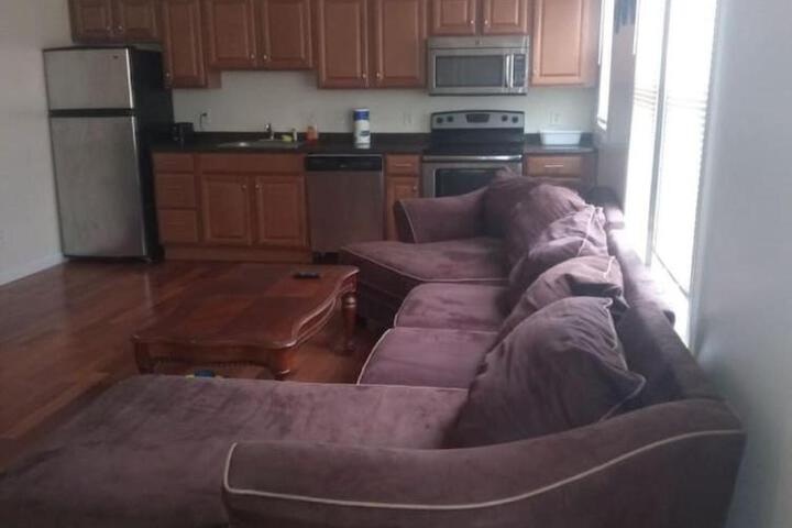1 bedroom with free parking