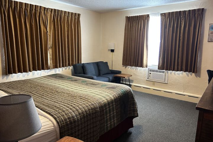 Room 22 of 44