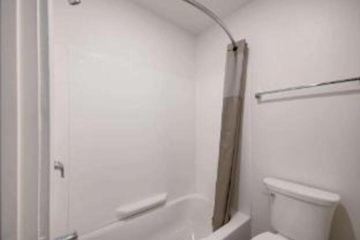 Sterling Motor Inn