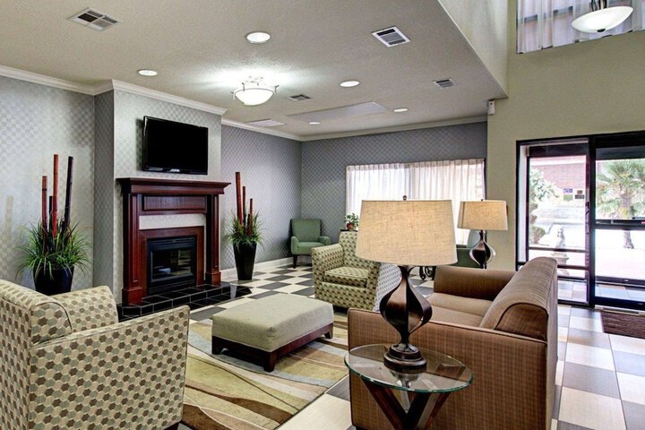 Hotel Interior 6 of 29