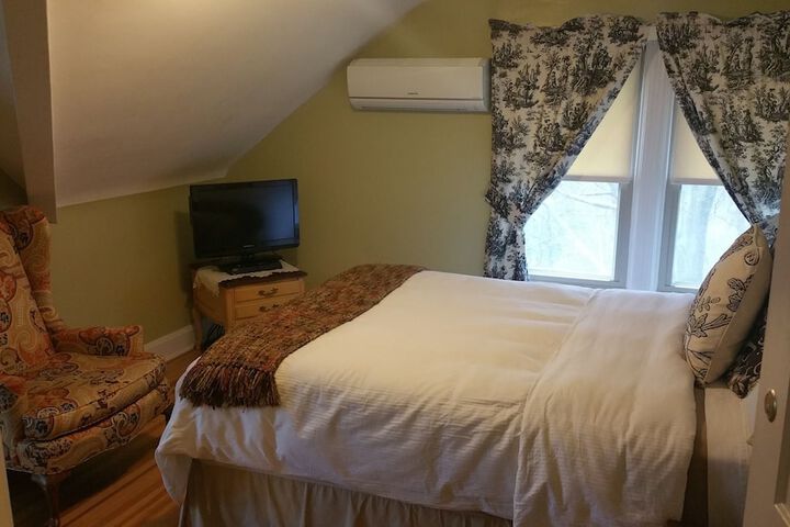Room 36 of 66