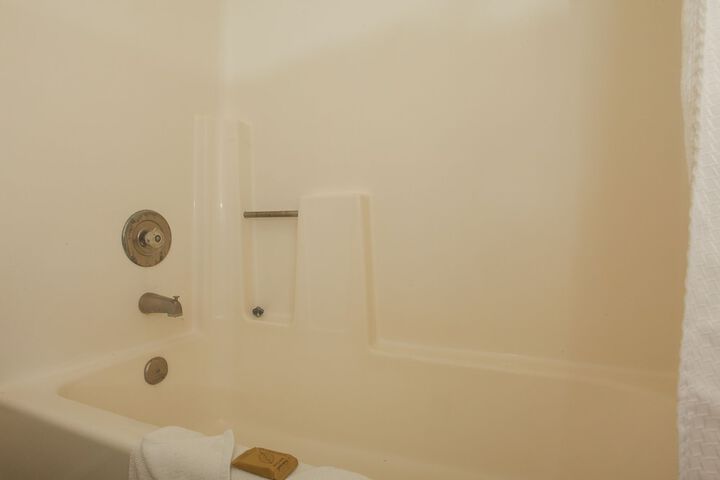 Room 37 of 72