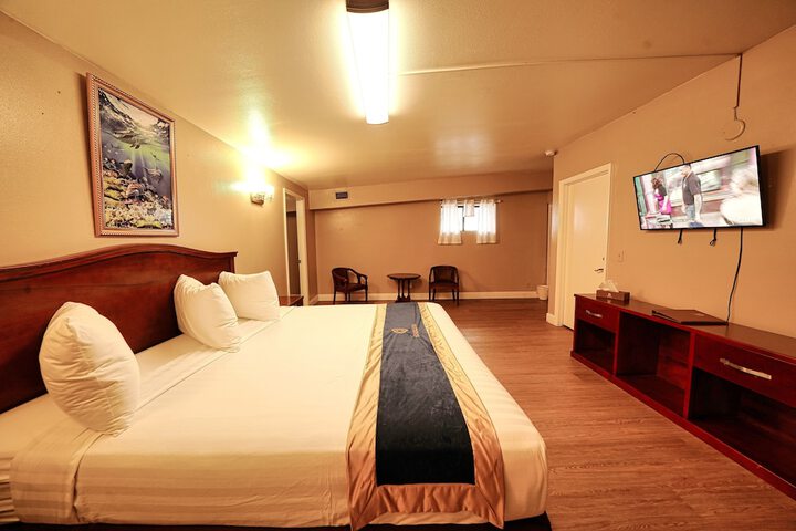 Room 12 of 31