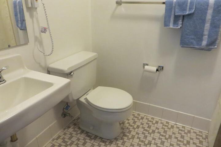 Country Villa Motel and Country Camping