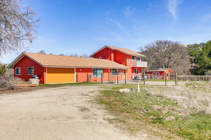 Pleasant Valley Wine Trail Home - Near Paso Robles