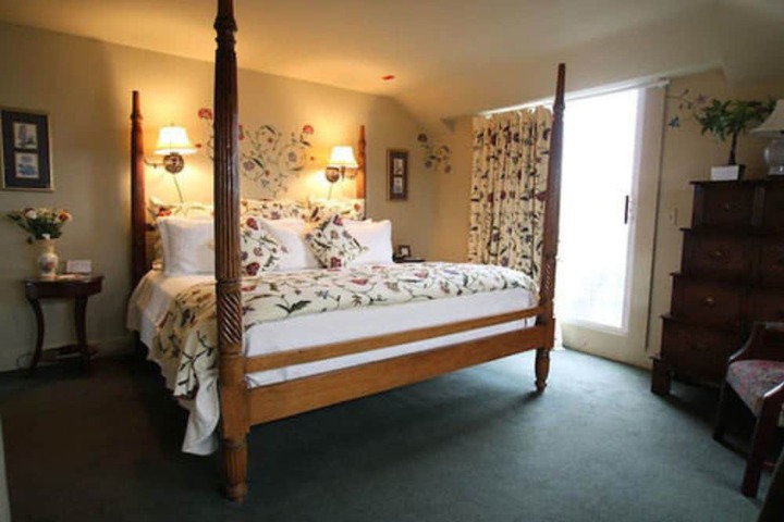 Room 22 of 29