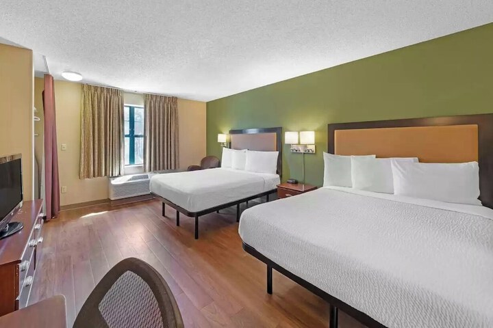 Room 15 of 26