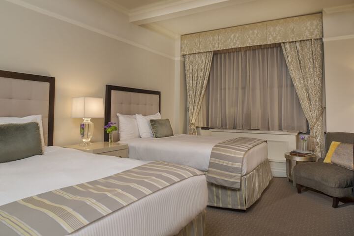 Room 10 of 40
