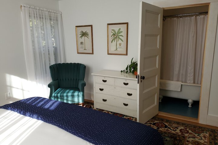 Room 57 of 91