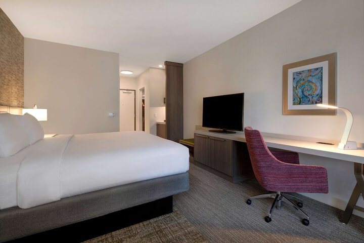 Room 20 of 72