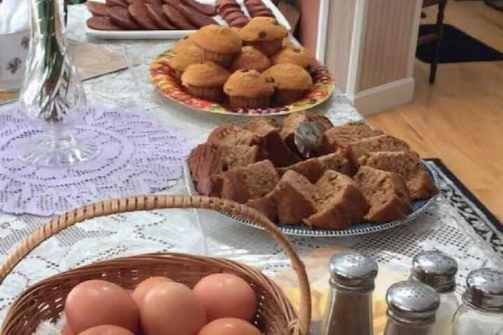 Breakfast/Coffee Service 70 of 120