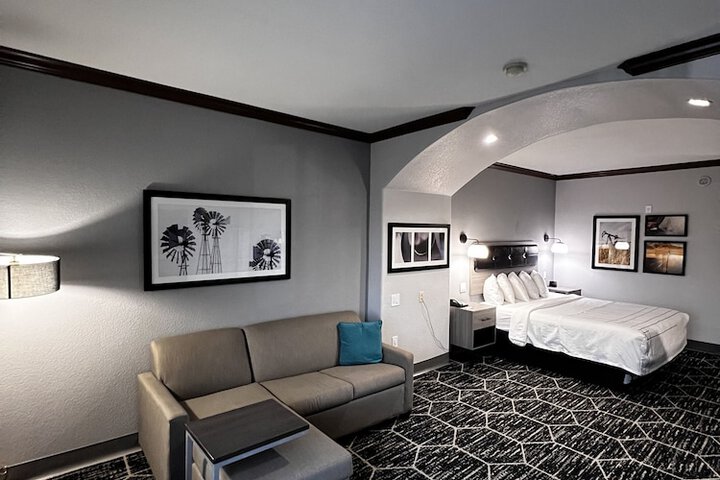 Room 61 of 73