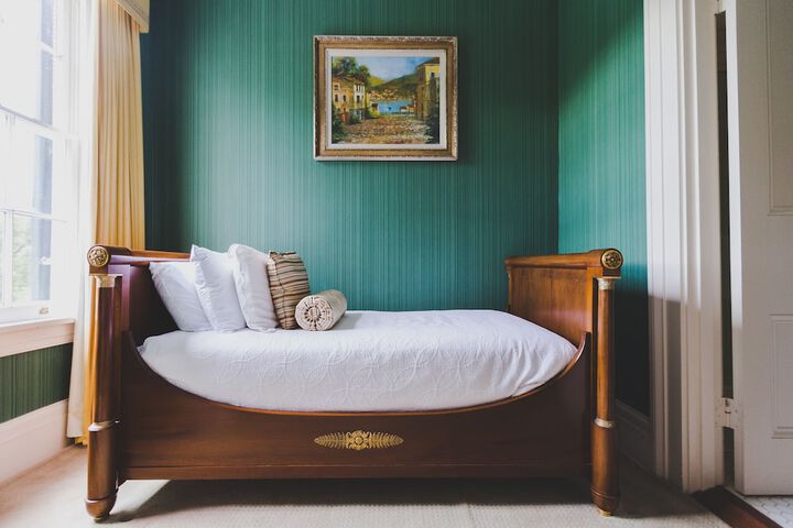 Room 21 of 47