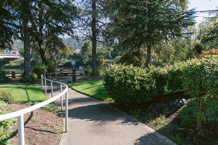 Property Grounds 60 of 60