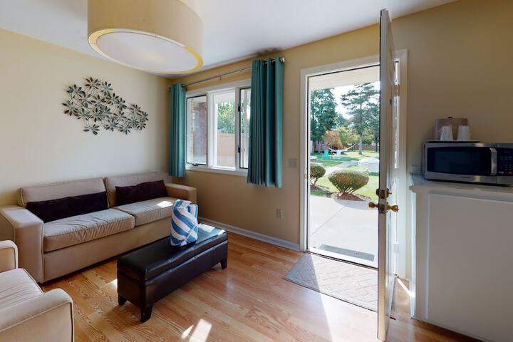 Breezeway Boutique Hotel