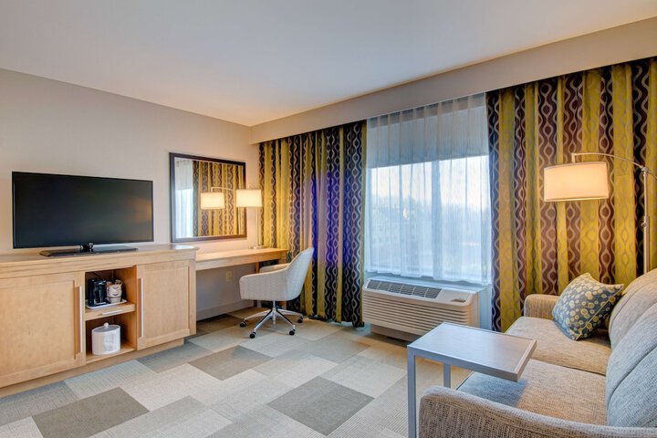 Room 22 of 47