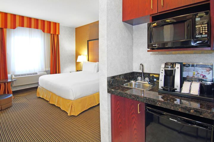 Room 41 of 58
