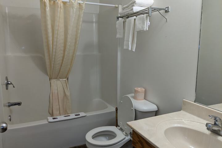 Room 12 of 17