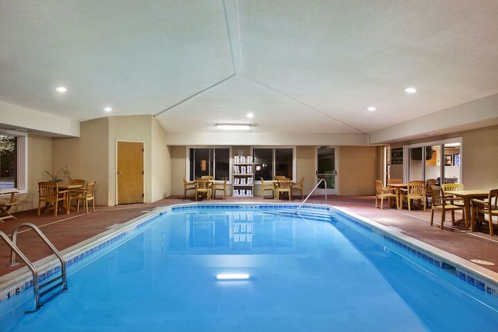 Pool 13 of 82