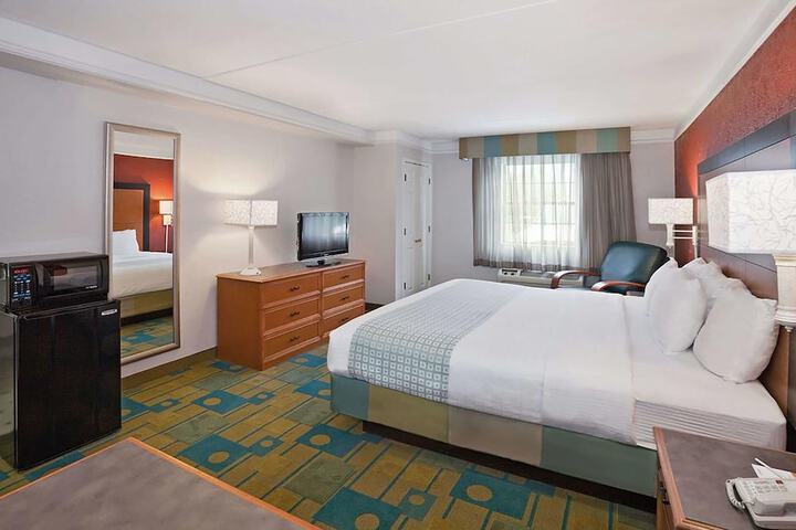 Room 14 of 21