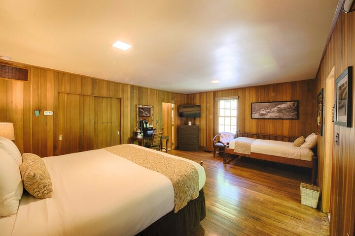 Historic Tapoco Lodge Resort