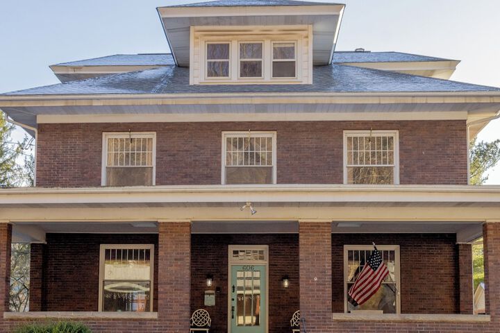 Elk River Hotel
