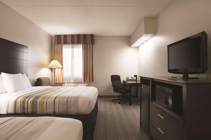 Room 18 of 32
