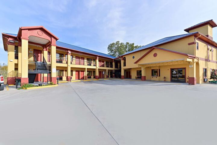Hotel 4 of 16