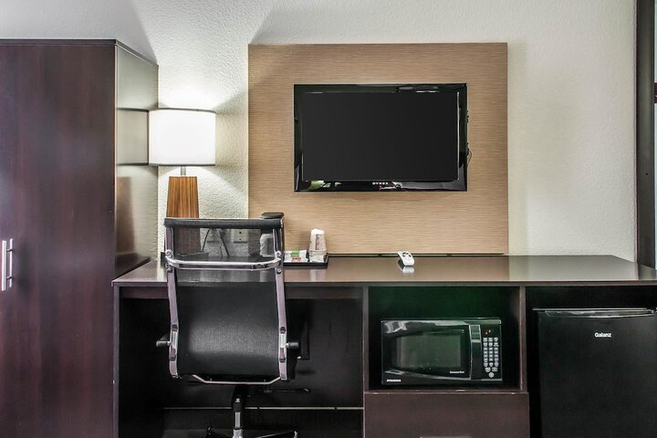 Room 19 of 58