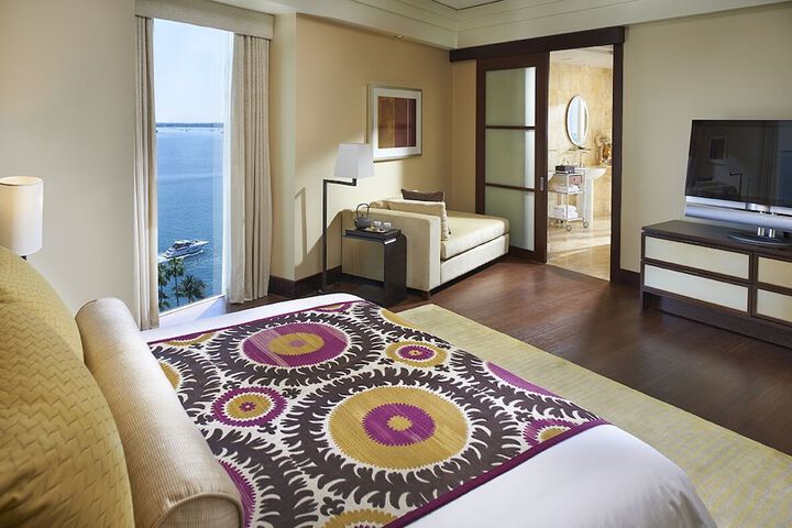 Room 32 of 56