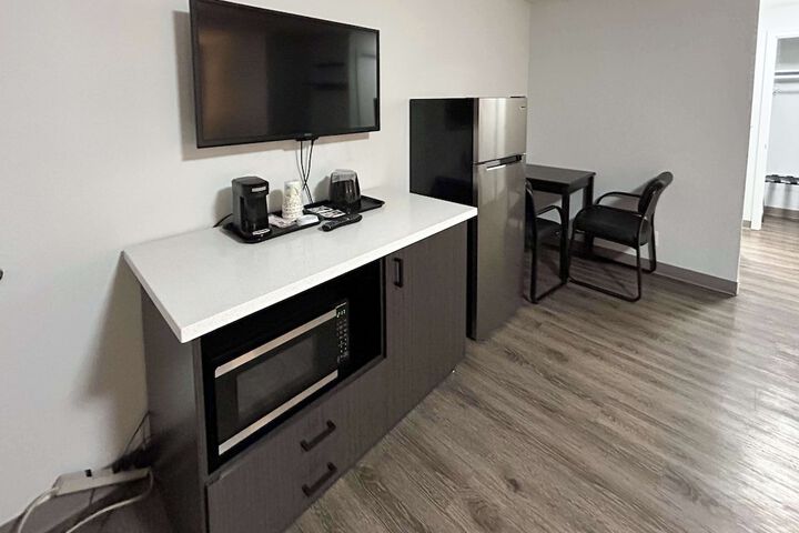 Studio 6 Suites Vancouver Wa - Waterfront