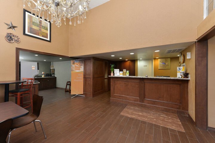 Hotel Interior 8 of 20