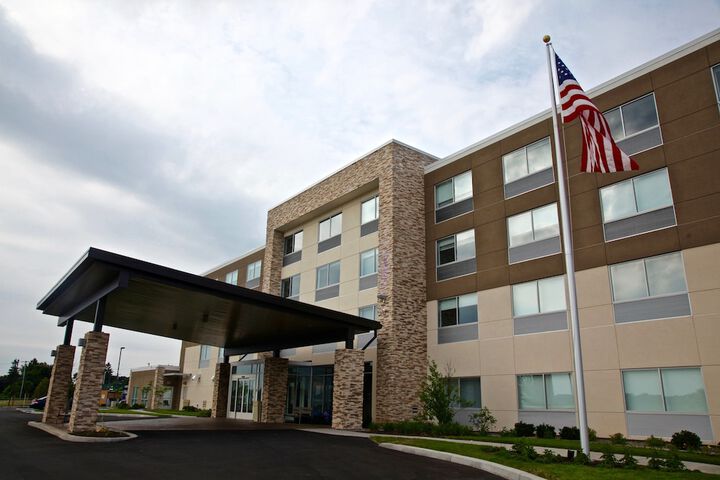 Hotel 4 of 35
