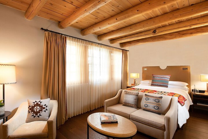 Rosewood Inn of the Anasazi