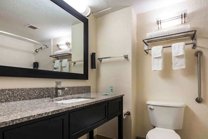 Best Western Mulberry Hotel