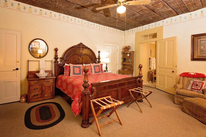 Room 18 of 67