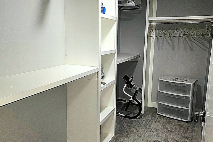 Luxurious Home Away From Home With Aircon