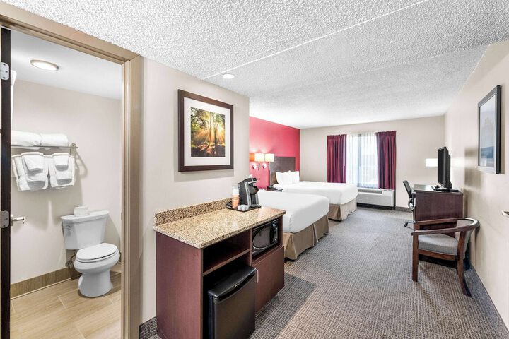 Room 18 of 53