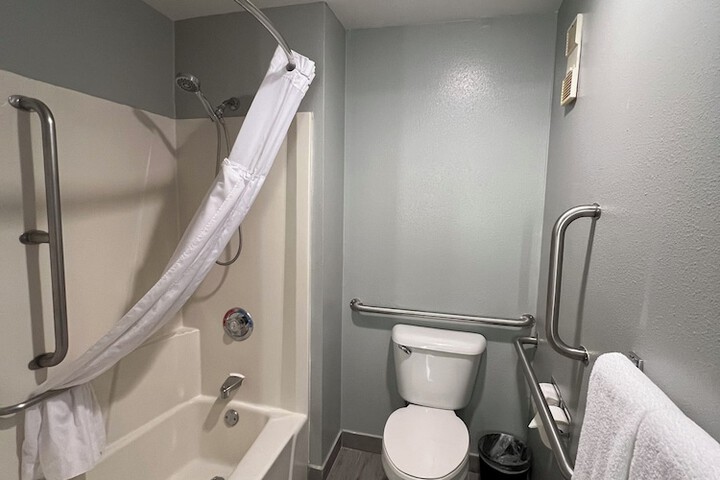 Room 19 of 36