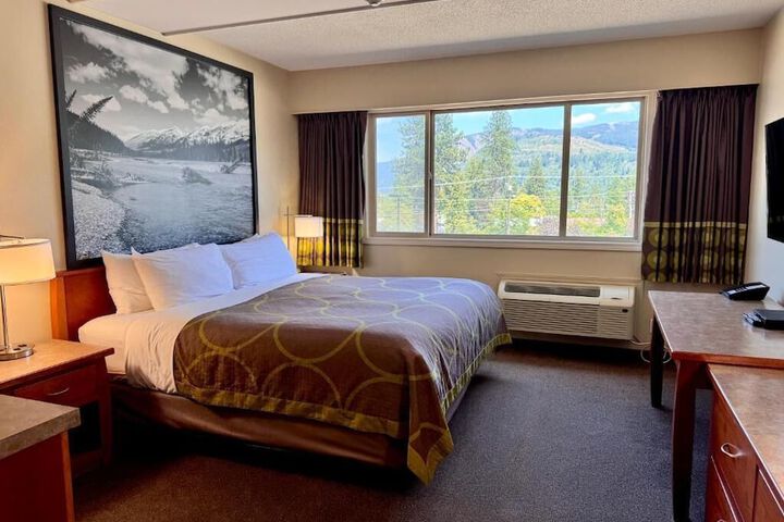 Super 8 by Wyndham Castlegar BC