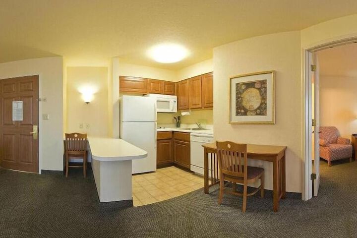 Staybridge Suites South Springfield by IHG