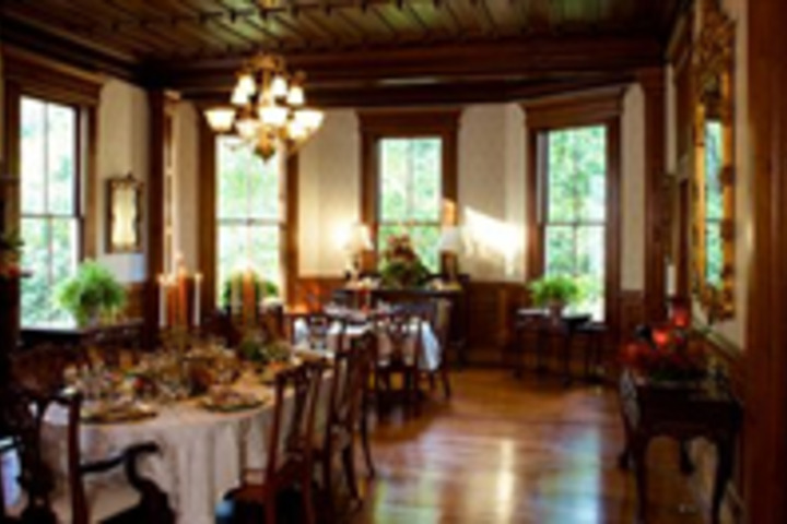 ROSEMARY INN BED & BREAKFAST